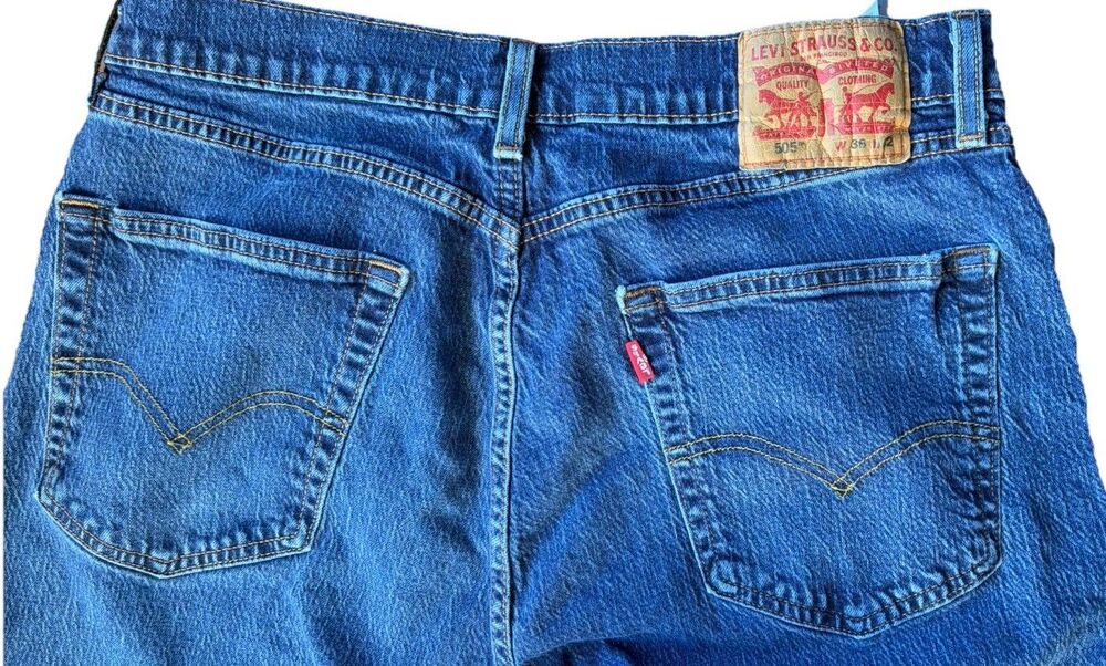 Levis 505 36x32 Mens Jeans Classic Straight Blue Denim Faded Distressed Vintage